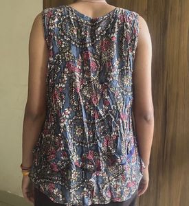 floral top