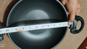 Pigeon Kadai by Stove Kraft Ltd