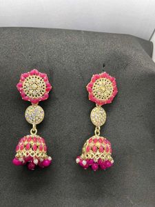 Light Weight Earring