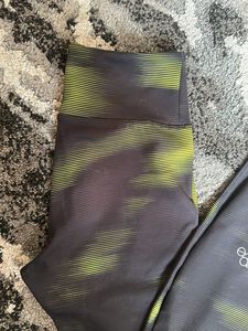 H&amp;M Highwaisted Workout Leggings