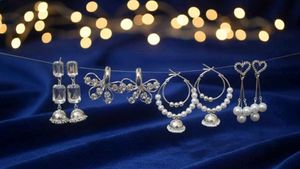 New 4 Earring Set - Silver Tone