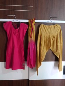 Punjabi Kurta Set