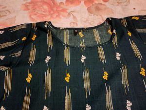 Dark Green Printed Kurti 💚