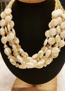 Elegant Beaded Necklace one piece