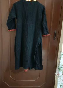 Black Kurti