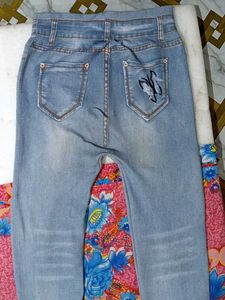 New Beautiful Trouser