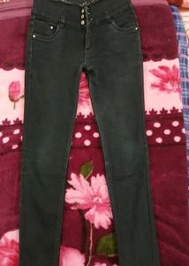 Stylish High-Waisted Skinny Jeans