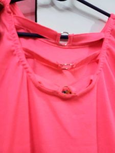 Neon Pink Look