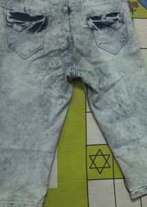 Women&#39;s Three Quarter Jeans | Size- 34 |