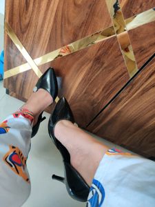 Black Dimond Pumps