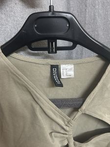 H&amp;M Cut Out Top
