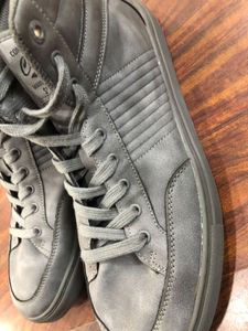 Gray High-Top Sneakers UK10