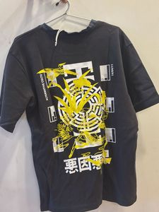 Graphic Print Tee