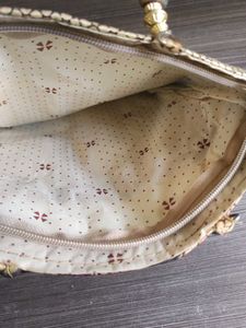 hand bag