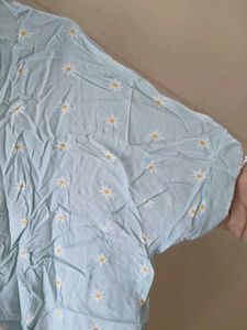 H&amp;M Blue Floral Print Crop Top
