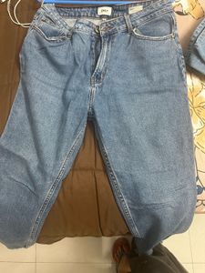 ONLY Emily High Waisted Straight Jeans