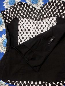 Black Tube Top For Girls !