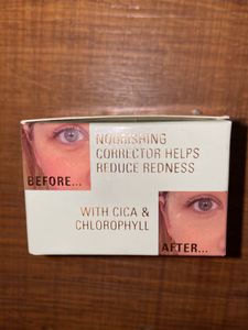 Colour Corrector Skin Base By MakeUp Revolution