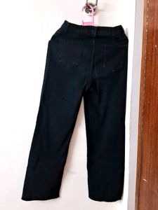 VERO MODA Black Jeans From Myntra