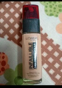 L'Oreal Infallible Foundation shade 230