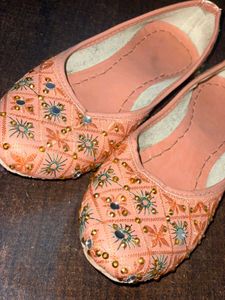 Peach Embroidered Juttis