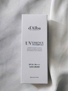 d'Alba UV Essence Waterfull+ Sun Cream