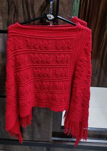 Stay Cozy &amp; Stylish with Elegant Winter Poncho