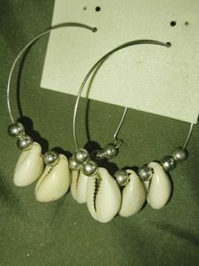 Shell Earring