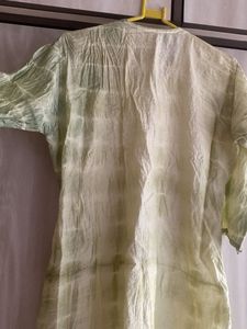 Elegant tie die Embroidered Kurta