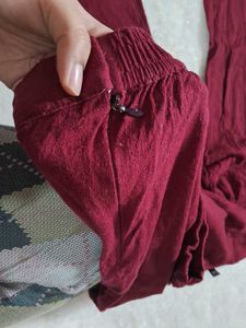 Mom Fit Maroon Cotton Trousers With Zip