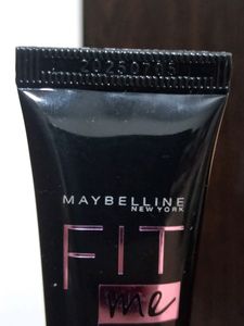 Maybelline New York Fit Me Dewy + Smooth Primer