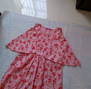 Nayara Cut Kurti