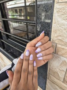 Prees On Nail
