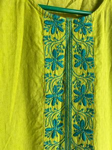 Avaasa Kurta