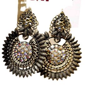 Tannu Antique Gold Earrings