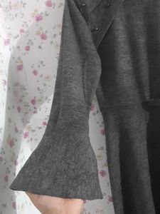 Elegant Woolen Grey Midi Dress