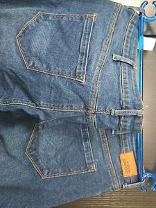 Women&#39;s High-Waisted Jeans