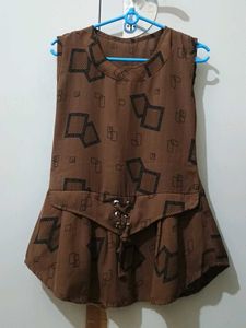 I M Selling a Stylish Top