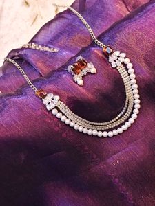 Pearl And Rhinestone Necklace Set