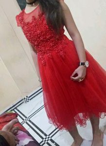 A Beautiful Middi Frock For Girls Women