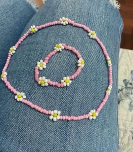 Flower Beaded Necklace
