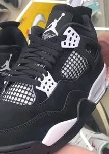 Air Jordan 4 White Thunder Reps BRAND NEW UNITS