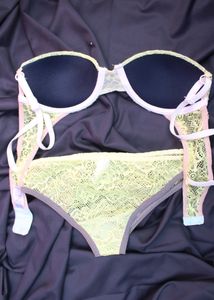 Bra &amp; Panty Set 👙