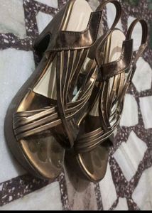 High Heel Golden (No Any Defect )