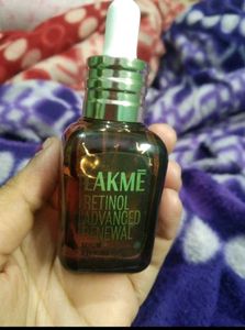 Lakme Retinol Contour Serum