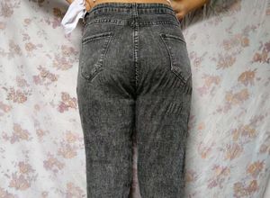 Stretchable jeans