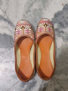 Punjabi Jutti