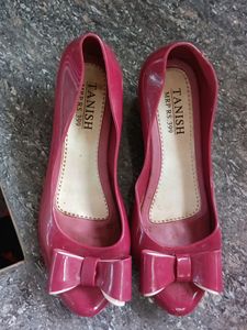 One Time Use 38 Size Heel