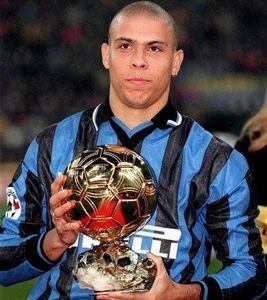 Inter milan 1997 ronaldo 10 football jersey