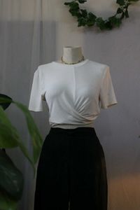 H&M Chic White Crop Top